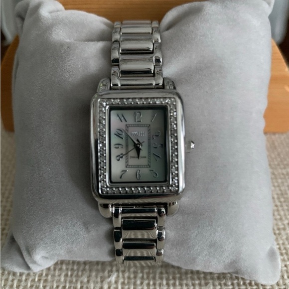 Ecclissi Sterling 1/4 ct tw Diamond Watch with interchangeable 3 Leather Bands - Picture 3 of 7